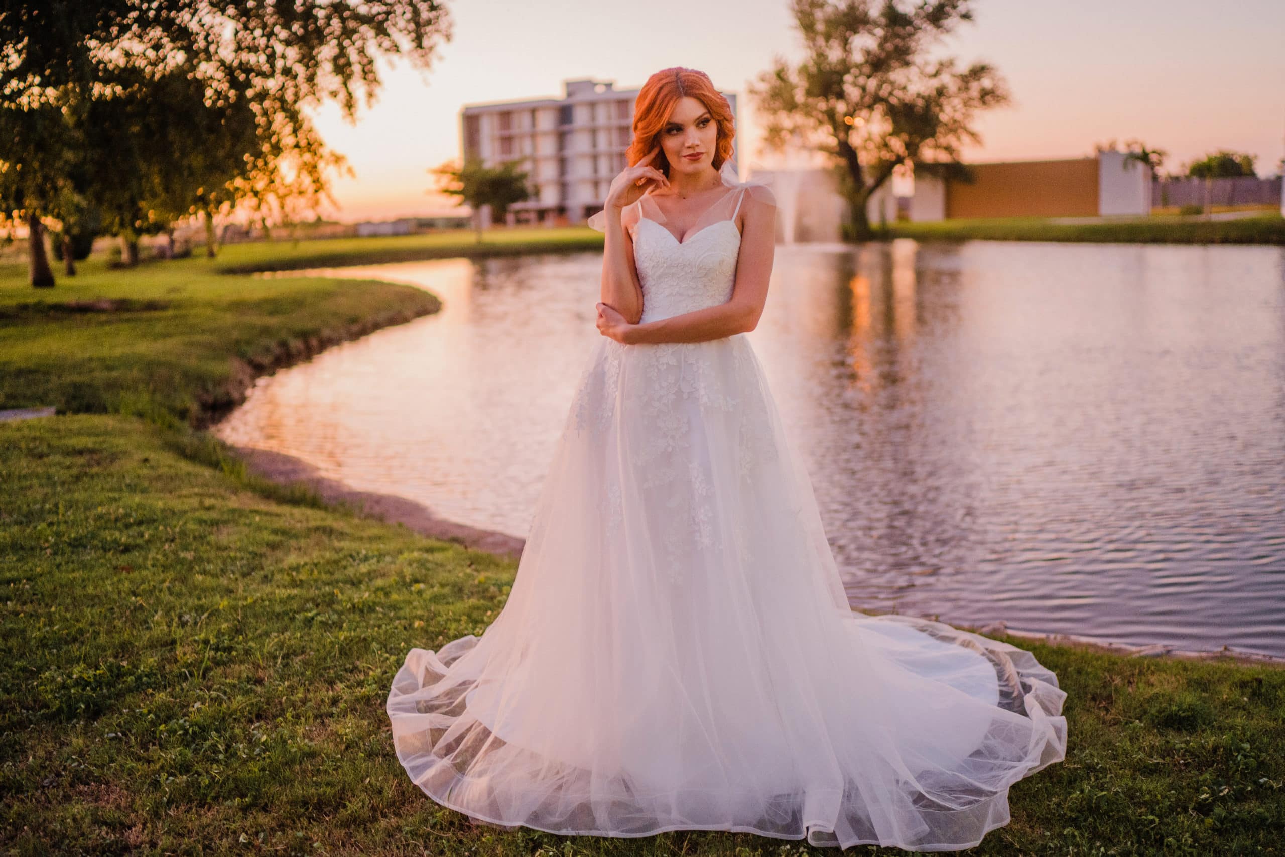 Mi Vestido Blanco boda y quinceaños Catalogo de Vestidos de novia 2021