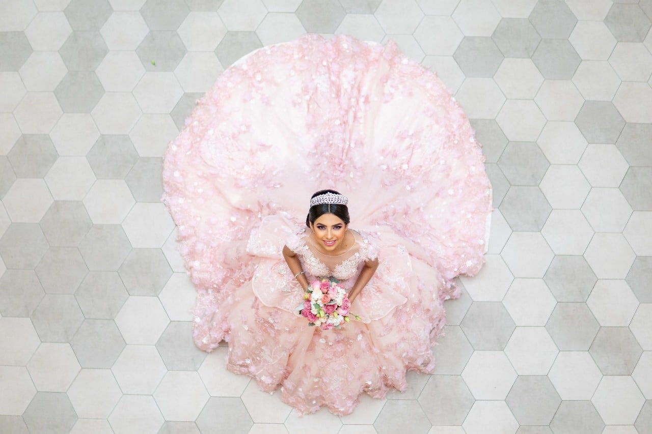 Estilos de vestidos de xv años 2021 - Vestidos de Novia
