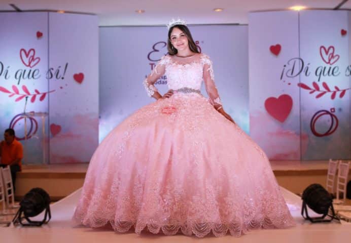 vestidos de 15 años manga larga rosados mexicanos