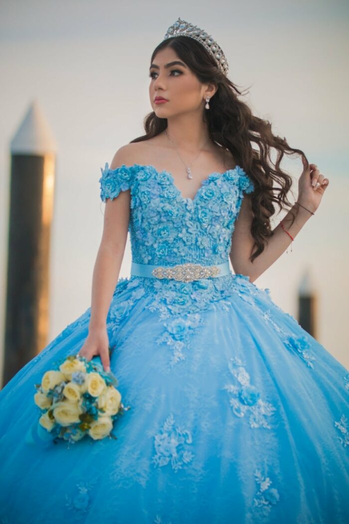 maquillaje quinceañera vestido azul