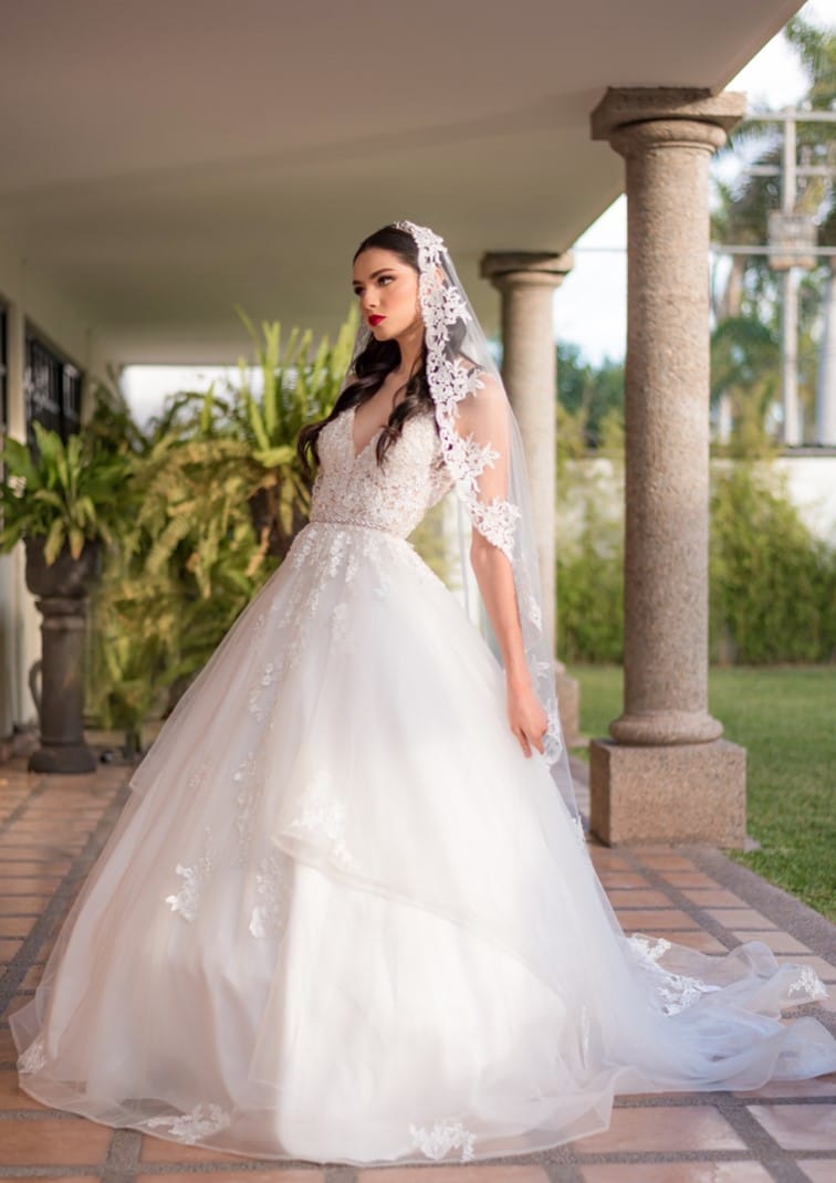 Vestidos de Novia para Boda Civil. Colección con gran variedad de estilos.