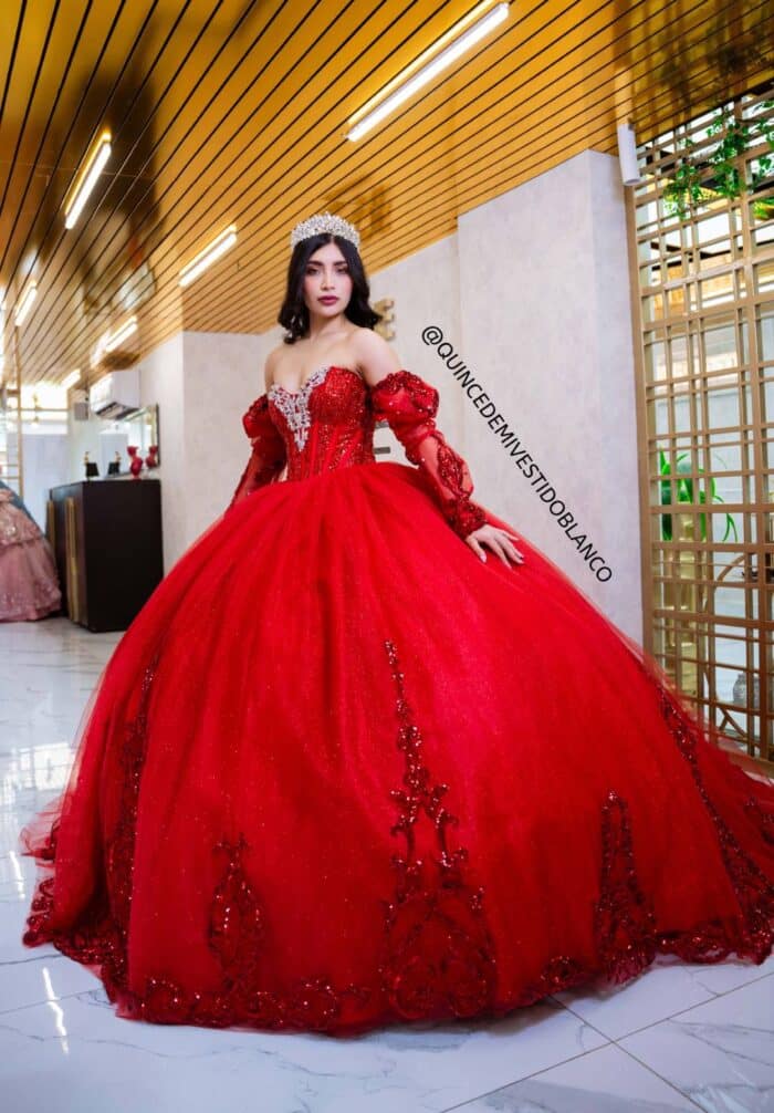 Quinceañera vestido rojo en existencia