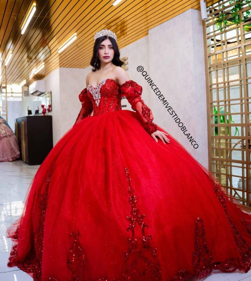 Quinceañera vestido rojo en existencia