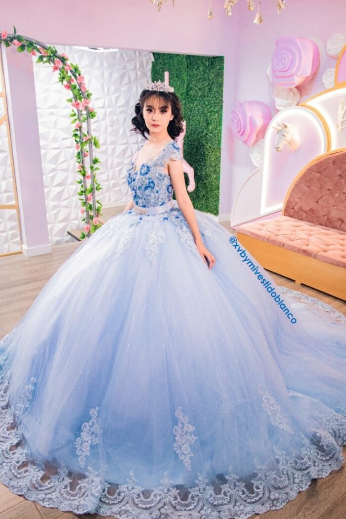 Tenemos vestidos de quinceañera azules princesa