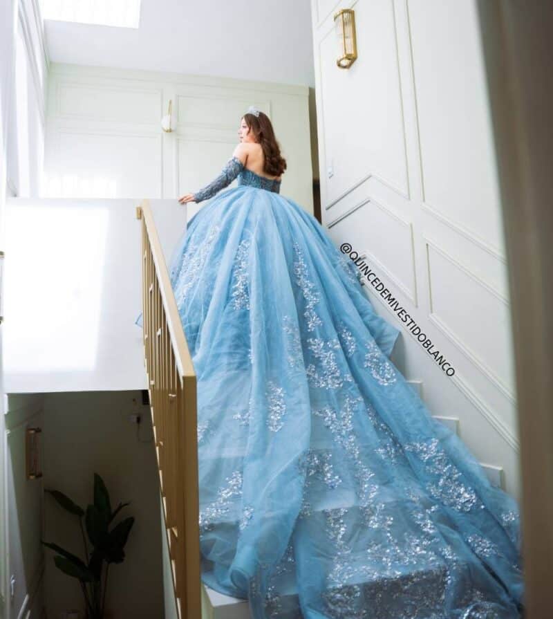 Vestido de 15 azul cielo - Acércate a conocer nuestra nueva colección CRYSTALS.